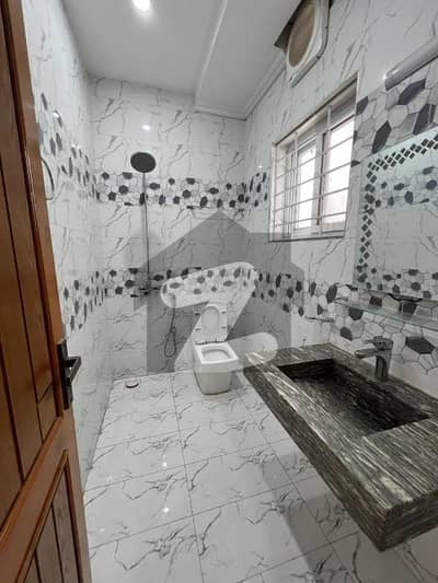 بحریہ ٹاؤن فیز 8 بحریہ ٹاؤن راولپنڈی,راولپنڈی میں 3 کمروں کا 7 مرلہ بالائی پورشن 40.0 ہزار میں کرایہ پر دستیاب ہے۔ بحریہ ٹاؤن فیز 8 بحریہ ٹاؤن راولپنڈی,راولپنڈی میں 3 کمروں کا 7 مرلہ بالائی پورشن 40.0 ہزار میں کرایہ پر دستیاب ہے۔