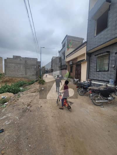 نارتھ ٹاون ریزیڈینسی سُرجانی ٹاؤن,گداپ ٹاؤن,کراچی میں 3 مرلہ رہائشی پلاٹ 47.0 لاکھ میں برائے فروخت۔