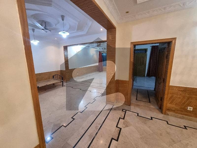 Beautiful upper portion available for rent prime location islamabad Beautiful upper portion available for rent prime location islamabad