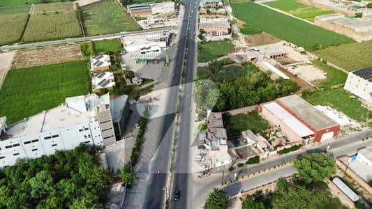 لاہور ۔ شیخوپورہ ۔ فیصل آباد روڈ فیصل آباد میں 2 کنال کمرشل پلاٹ 11.0 کروڑ میں برائے فروخت۔