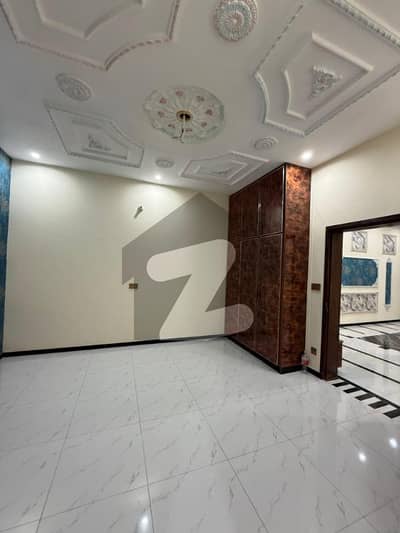 شاداب گارڈن لاہور میں 3 کمروں کا 3 مرلہ مکان 1.2 کروڑ میں برائے فروخت۔