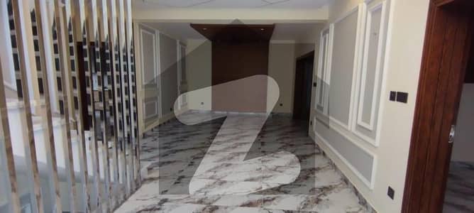 Main Road 9 Bed 9 Bath Lift Installed 2 Kanal House Good Condition