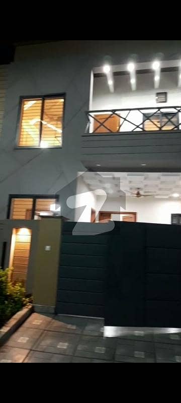 ڈی سی کالونی گوجرانوالہ میں 4 کمروں کا 5 مرلہ مکان 2.25 کروڑ میں برائے فروخت۔ ڈی سی کالونی گوجرانوالہ میں 4 کمروں کا 5 مرلہ مکان 2.25 کروڑ میں برائے فروخت۔