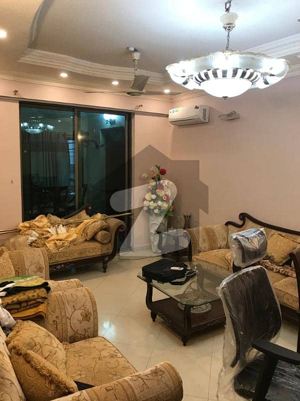 4 BED DD RENOVATED FLAT FOR RENT 4 BED DD RENOVATED FLAT FOR RENT