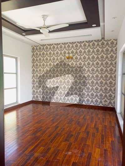 ڈی ایچ اے فیز 3 ڈیفنس (ڈی ایچ اے),لاہور میں 3 کمروں کا 1 کنال بالائی پورشن 1.4 لاکھ میں کرایہ پر دستیاب ہے۔ ڈی ایچ اے فیز 3 ڈیفنس (ڈی ایچ اے),لاہور میں 3 کمروں کا 1 کنال بالائی پورشن 1.4 لاکھ میں کرایہ پر دستیاب ہے۔