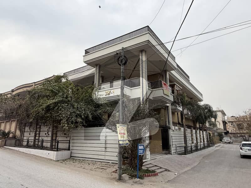 15 MARLA DUBLE STORY HOUSE 15 MARLA DUBLE STORY HOUSE