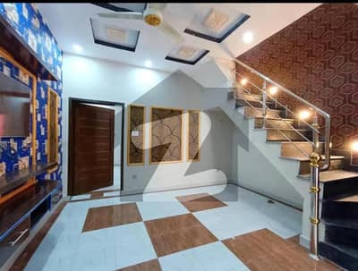 حمزہ ٹاؤن فیز 2 حمزہ ٹاؤن,لاہور میں 3 کمروں کا 3 مرلہ مکان 80.0 لاکھ میں برائے فروخت۔