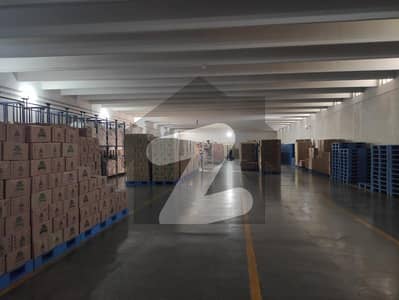 کھڑیانوالہ فیصل آباد میں 6 کنال فیکٹری 5.5 لاکھ میں کرایہ پر دستیاب ہے۔