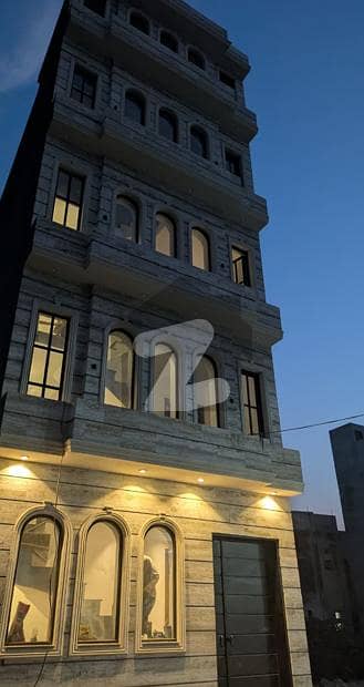 شاہ جمال لاہور میں 6 کمروں کا 4 مرلہ مکان 4.0 لاکھ میں کرایہ پر دستیاب ہے۔ شاہ جمال لاہور میں 6 کمروں کا 4 مرلہ مکان 4.0 لاکھ میں کرایہ پر دستیاب ہے۔