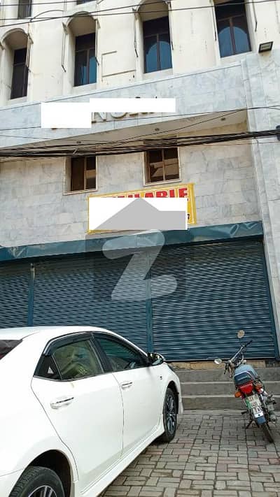 جوہر ٹاؤن لاہور میں 2 کمروں کا 1 کنال دکان 7.5 لاکھ میں کرایہ پر دستیاب ہے۔