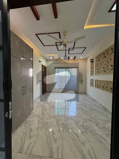 Luxury 500 Sq. Yards Double Storey House for Sale in DHA Phase 1, Sector H Multan Luxury 500 Sq. Yards Double Storey House for Sale in DHA Phase 1, Sector H Multan