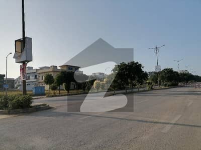 ٹاپ سٹی 1 - بلاک ای ٹاپ سٹی 1,اسلام آباد میں 5 مرلہ رہائشی پلاٹ 52.0 لاکھ میں برائے فروخت۔