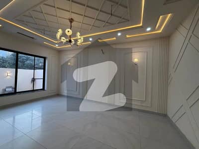 Luxury 500 Sq. Yards Double Storey House with 5 Bedrooms for Sale in DHA Phase 1, Sector I Multan Luxury 500 Sq. Yards Double Storey House with 5 Bedrooms for Sale in DHA Phase 1, Sector I Multan