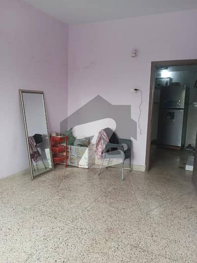 Nazimabad 1 No Flat For Sell