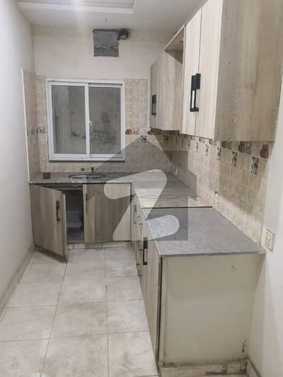 6 marla flat for rent for family