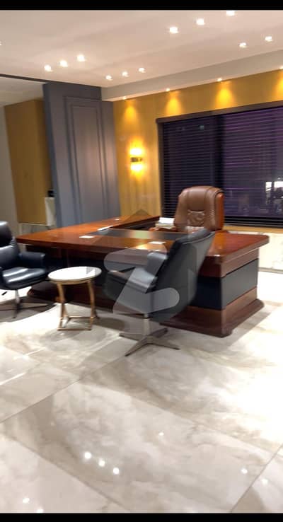 کوہِ نور سٹی فیصل آباد میں 18 مرلہ دفتر 6.0 لاکھ میں کرایہ پر دستیاب ہے۔