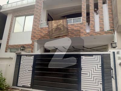 بوسٹن ویلی راولپنڈی میں 3 کمروں کا 10 مرلہ زیریں پورشن 55.0 ہزار میں کرایہ پر دستیاب ہے۔