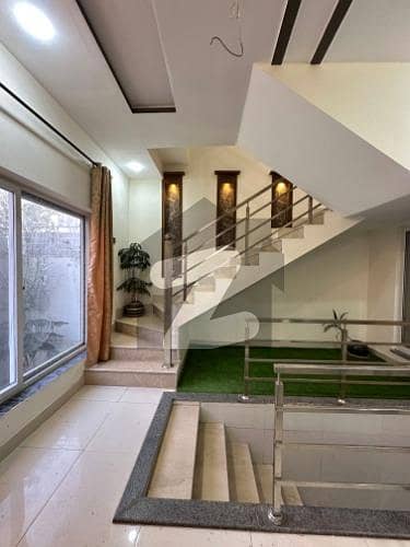 10 Marla Beautiful Triple Storey House For Rent