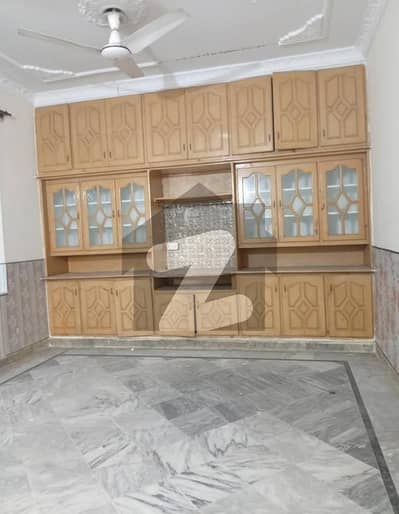 جی ۔ 11 اسلام آباد میں 4 کمروں کا 5 کنال فارم ہاؤس 1.58 لاکھ میں کرایہ پر دستیاب ہے۔