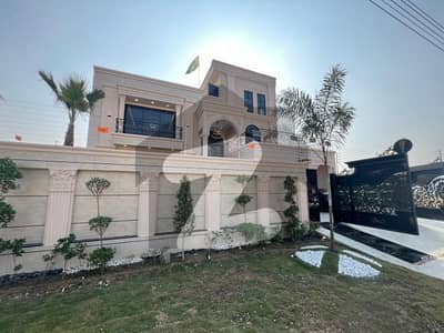 ایل ڈی اے ایوینیو ۔ بلاک ایف ایل ڈی اے ایوینیو,لاہور میں 7 کمروں کا 1 کنال مکان 6.0 کروڑ میں برائے فروخت۔ ایل ڈی اے ایوینیو ۔ بلاک ایف ایل ڈی اے ایوینیو,لاہور میں 7 کمروں کا 1 کنال مکان 6.0 کروڑ میں برائے فروخت۔