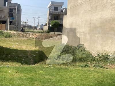 LDA Avenue one D Block Kanal Plot near park near 150Ft Road