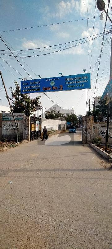 250 Sq Feet Shop Available For Sale