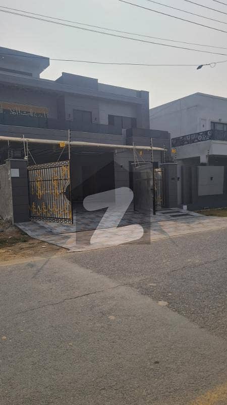 1 Kanal Brand New House 1 Kanal Brand New House