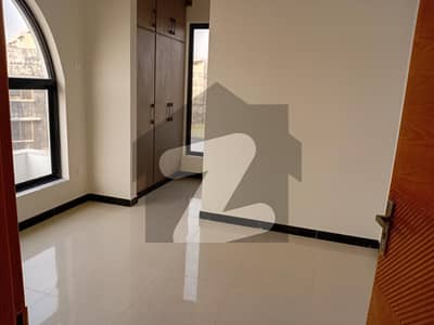 ایم پی سی ایچ ایس ۔ ملٹی گارڈنز بی ۔ 17,اسلام آباد میں 6 کمروں کا 5 مرلہ مکان 1.15 لاکھ میں کرایہ پر دستیاب ہے۔