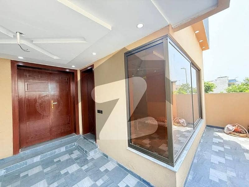 5 Marla House With Gas Available For Rent 5 Marla House With Gas Available For Rent