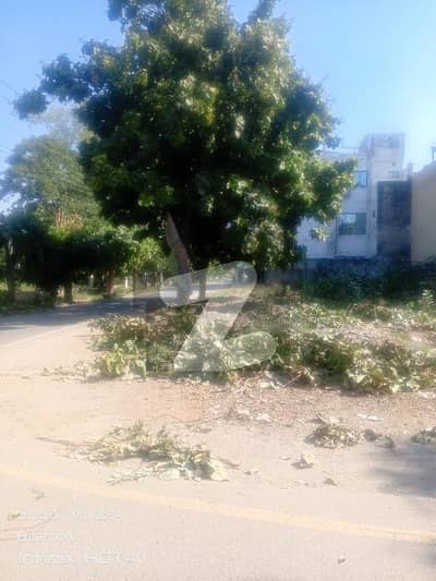 سبزہ زار سکیم ۔ بلاک جی سبزہ زار سکیم,لاہور میں 1 کنال رہائشی پلاٹ 3.7 کروڑ میں برائے فروخت۔