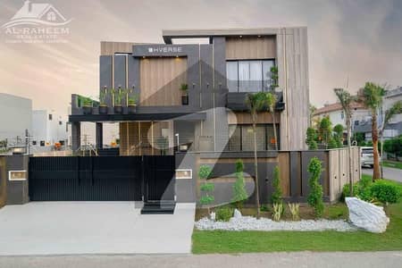 22 MARLA ULTRA MODERN LUXURY VILLA FOR SALE IN LOW PRICE NEAR TO huge park gold creast mall