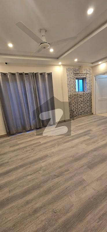 550 Square Feet Flat In Bahria Town For Sale At Good Location 550 Square Feet Flat In Bahria Town For Sale At Good Location
