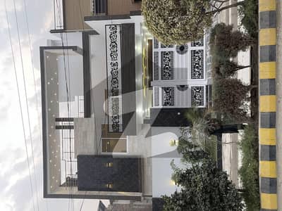 10 marla double highted beautiful house with many features for sale