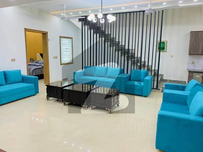 بحریہ ٹاؤن فیز 8 بحریہ ٹاؤن راولپنڈی,راولپنڈی میں 5 کمروں کا 7 مرلہ مکان 2.5 لاکھ میں کرایہ پر دستیاب ہے۔