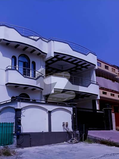 I-8/4.40x80. Upper portion available for rent near I-8 markaz ideal location