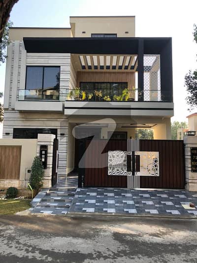 لیک سٹی ۔ سیکٹر ایم ۔ 5 لیک سٹی,رائیونڈ روڈ,لاہور میں 5 کمروں کا 10 مرلہ مکان 5.85 کروڑ میں برائے فروخت۔ لیک سٹی ۔ سیکٹر ایم ۔ 5 لیک سٹی,رائیونڈ روڈ,لاہور میں 5 کمروں کا 10 مرلہ مکان 5.85 کروڑ میں برائے فروخت۔