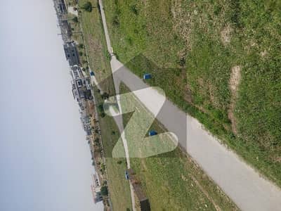 یونیورسٹی ٹاؤن ۔ بلاک ای یونیورسٹی ٹاؤن,اسلام آباد میں 1 کنال رہائشی پلاٹ 84.0 لاکھ میں برائے فروخت۔