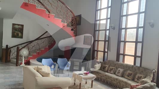 ڈی ایچ اے فیز 6 ڈی ایچ اے ڈیفینس,کراچی میں 4 کمروں کا 1 کنال مکان 12.5 کروڑ میں برائے فروخت۔