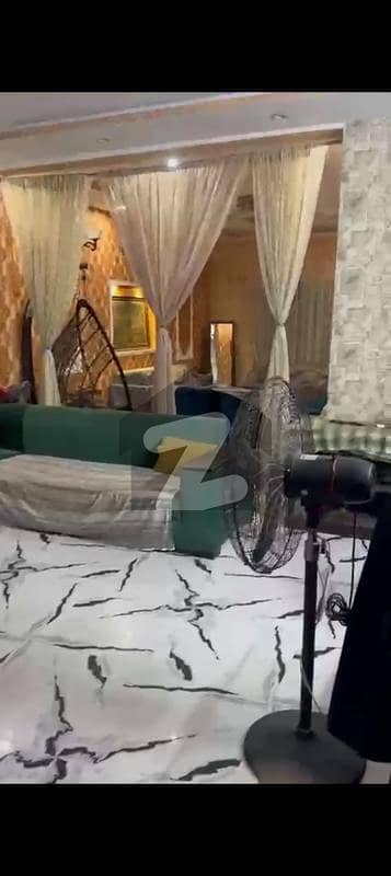 10 Marla Corner Home Near Park & Mosque 10 Marla Corner Home Near Park & Mosque