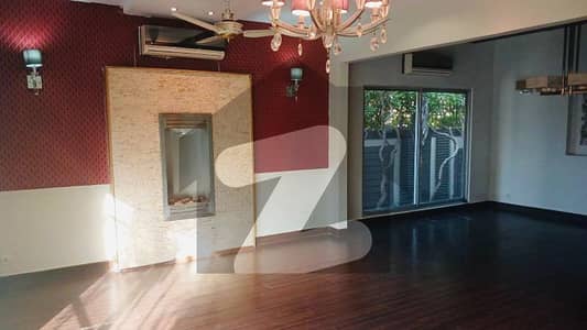 1 KANAL MODERN HOUSE FOR SALE IN DHA PHASE 4