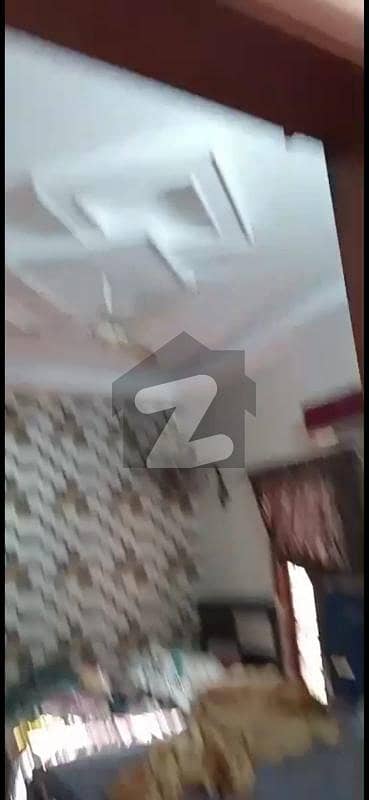 خالد سوسائٹی حیدر آباد میں 1 کنال مکان 6.5 کروڑ میں برائے فروخت۔