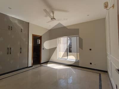 HOUSE FOR RENT SECTOR F 11 SIZE ONE KANAL BEAUTIFUL LOCATION
