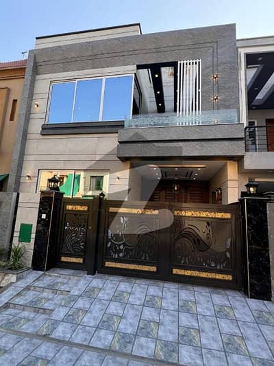 5 Marla Brand New House For Sale Sector D, Bahria Town Lahore 5 Marla Brand New House For Sale Sector D, Bahria Town Lahore