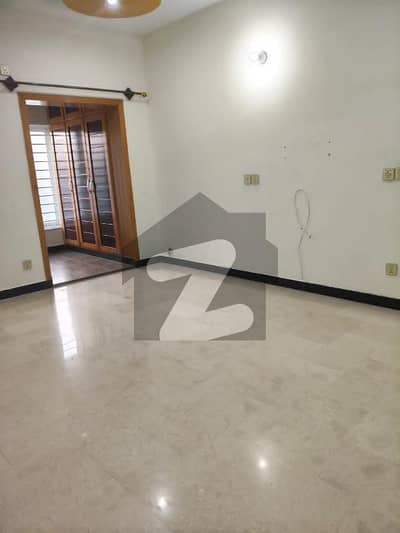 10 marla Ground Portion available for rent