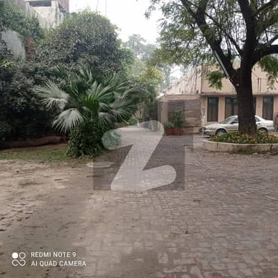 2 Kanal House for Sale Prime Location Main Golf Road, GOR-I, Lahore 2 Kanal House for Sale Prime Location Main Golf Road, GOR-I, Lahore