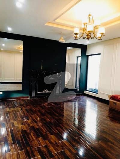 1 KANAL MODERN HOUSE FOR SALE IN DHA PHASE 2