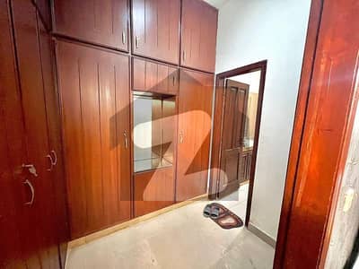 E-11/4 Size 1kinal Beautiful Double store House Reasonable For Rent Office and Resident use Near to Main Double Road