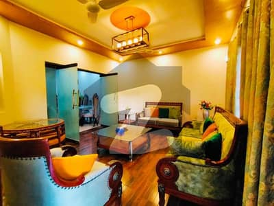 ڈی ایچ اے فیز 5 ڈیفنس (ڈی ایچ اے),لاہور میں 4 کمروں کا 10 مرلہ مکان 5.4 کروڑ میں برائے فروخت۔