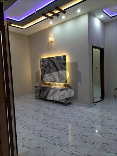 جوہر ٹاؤن فیز 1 - بلاک ایف2 جوہر ٹاؤن فیز 1,جوہر ٹاؤن,لاہور میں 2 کمروں کا 3 مرلہ دفتر 50.0 ہزار میں کرایہ پر دستیاب ہے۔