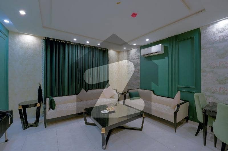 Gulberg One Kanal decent house Is Available For Sale. Gulberg One Kanal decent house Is Available For Sale.